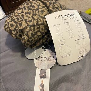 New In Bag The City Wrap | Versatility In A Wrap